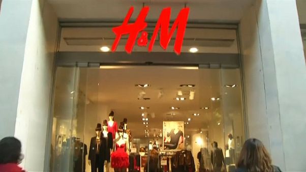 H&M in crisi: record di vestiti invenduti H&M in crisi: record di vestiti invenduti