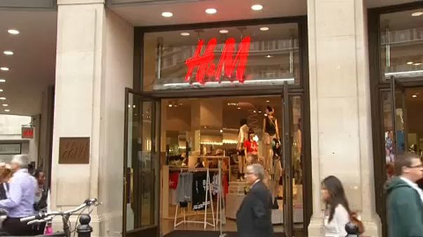 Eladatlan H&M-ruhákkal „etetik” a Västerås-i erőművet Eladatlan H&M-ruhákkal „etetik” a Västerås-i erőművet