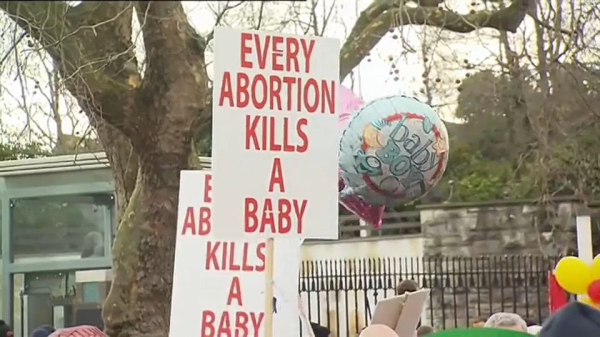 Irlanda: referendum popolare sull'aborto il prossimo 25 maggio 