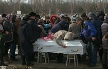 La Russie entre grogne et funérailles