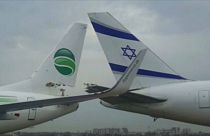 Dos aviones comerciales colisionan levemente en Tel Aviv