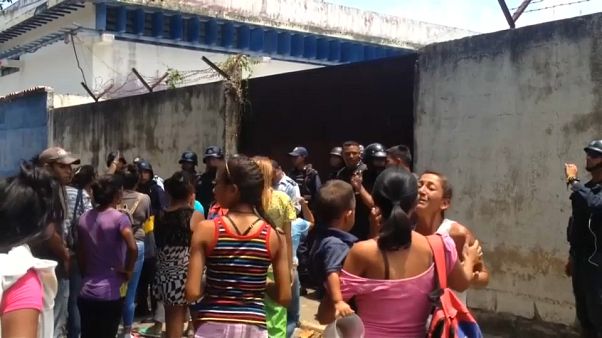68 muertos en un un motín en una comisaría de Venezuela 68 muertos en un un motín en una comisaría de Venezuela
