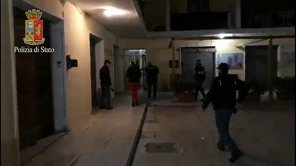 Terrorzelle mit Kontakten zu Amri in Italien ausgehoben Terrorzelle mit Kontakten zu Amri in Italien ausgehoben