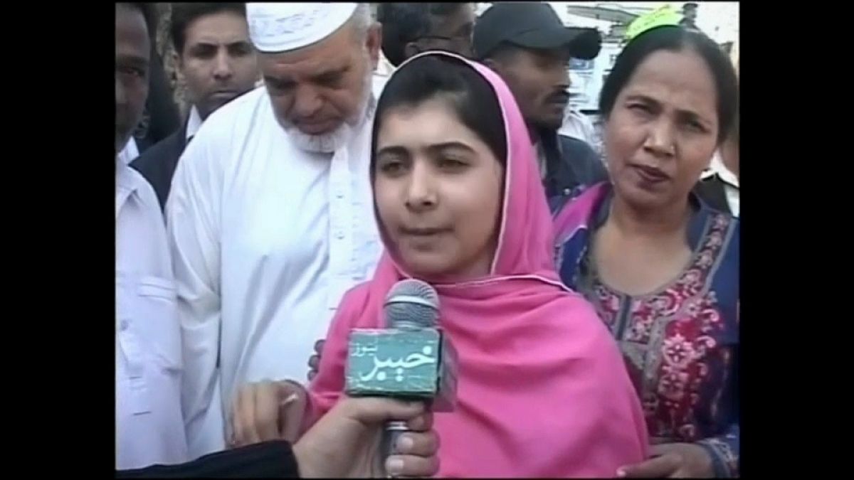 Malala, la blogger pakistana premio Nobel per la Pace, torna in visita in Pakistan