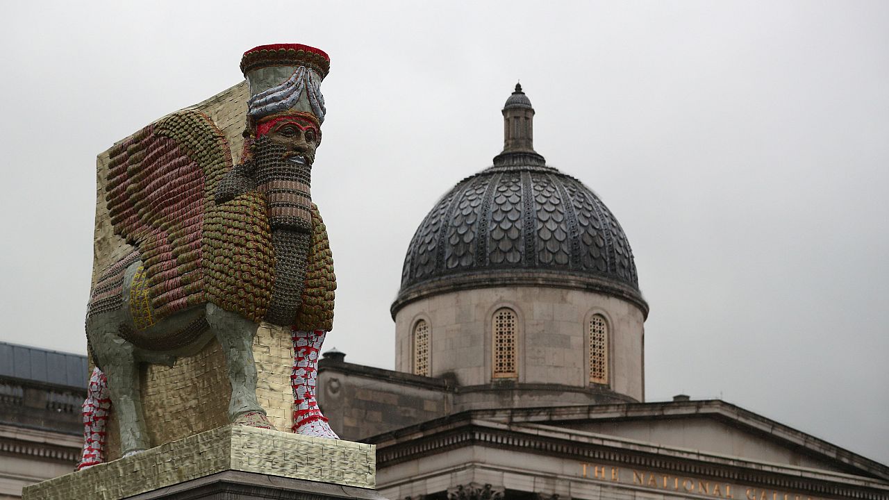 Détruite en Irak, une statue antique renaît à Londres Détruite en Irak, une statue antique renaît à Londres