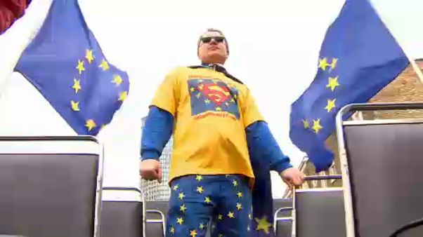Super-heróis contra o Brexit Super-heróis contra o Brexit