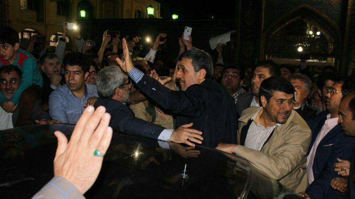 بست‌نشینی نوروزی احمدی‌نژاد در امامزاده صالح