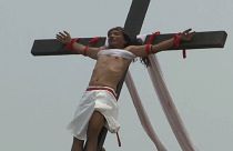 Karfreitag auf den Philippinen: Freiwillige ans Kreuz genagelt