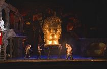 تری گیلیام اپرای برلیوز را در پاریس به صحنه برد