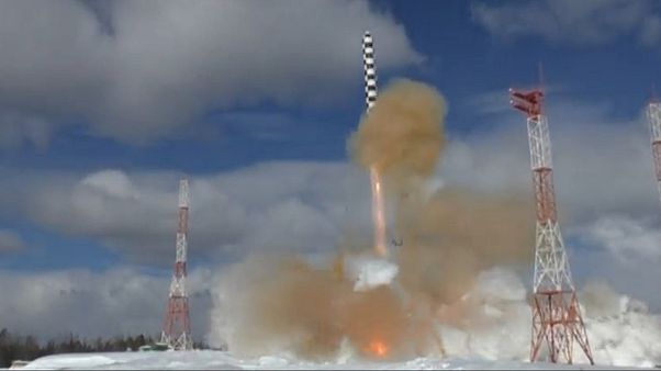 Video: Russland testet neue "Satan"-Interkontinentalrakete Video: Russland testet neue "Satan"-Interkontinentalrakete