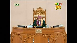 Myanmar: Yeni devlet başkanı Parlamento'da yemin etti