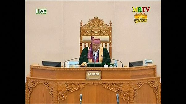 Myanmar: Yeni devlet başkanı Parlamento'da yemin etti Myanmar: Yeni devlet başkanı Parlamento'da yemin etti