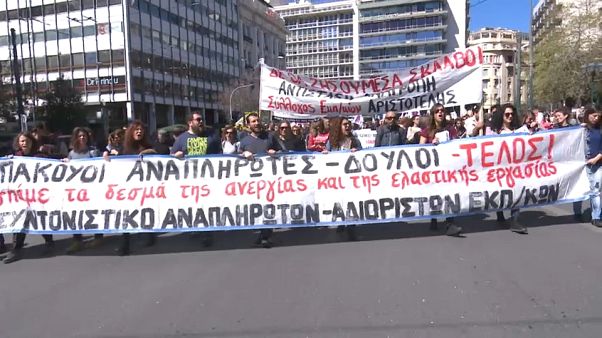 Violentas protestas de los profesores en Atenas Violentas protestas de los profesores en Atenas