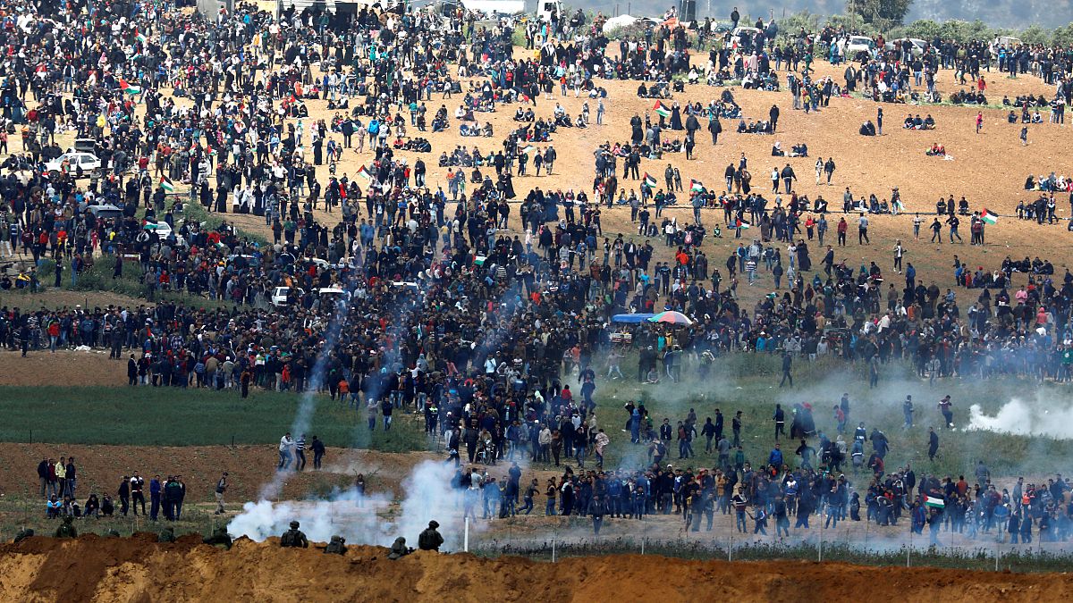 إضراب شامل في الأراضي الفلسطينية عقب مقتل 17 شخصا في مسيرة العودة الكبرى 