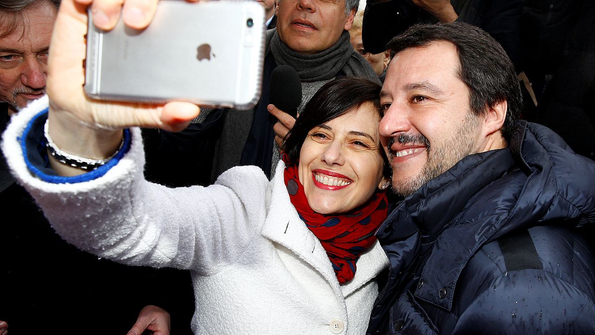 Salvini verspricht, ab dem 3. April nicht mehr zu rauchen