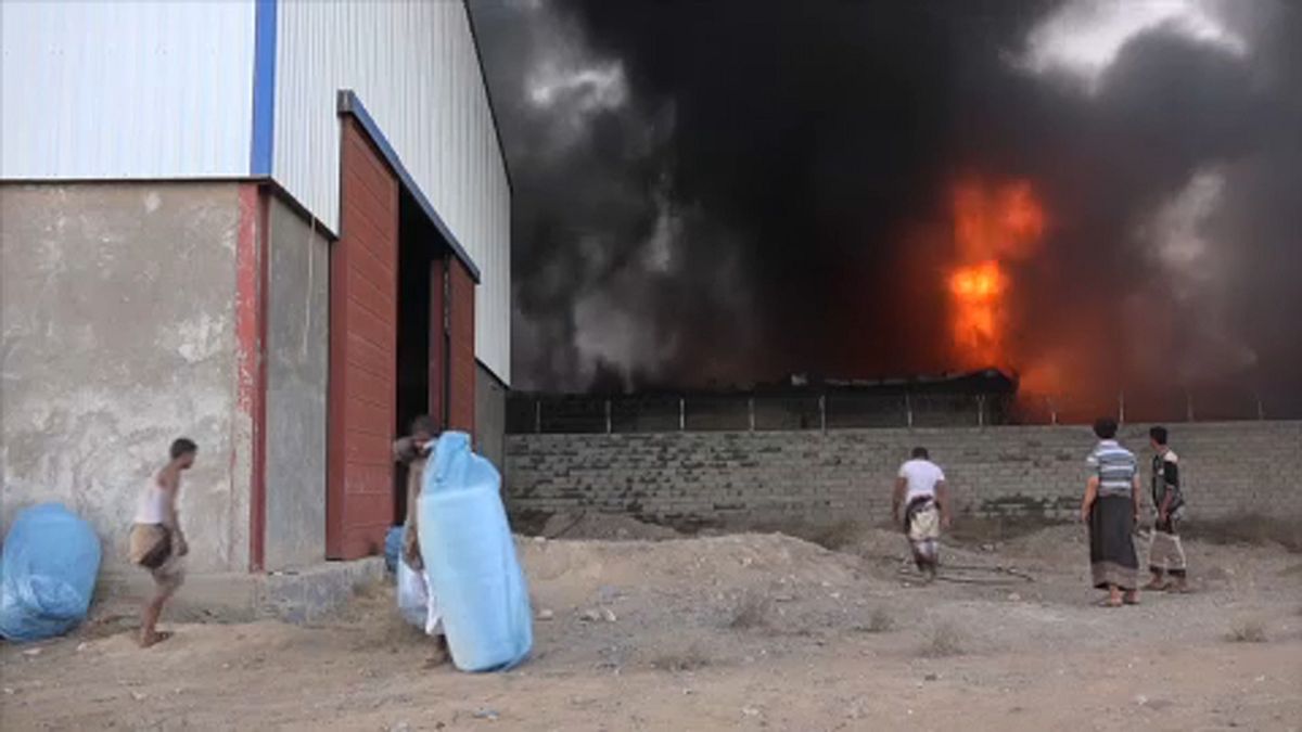 Segélyraktár égett le Jemenben
