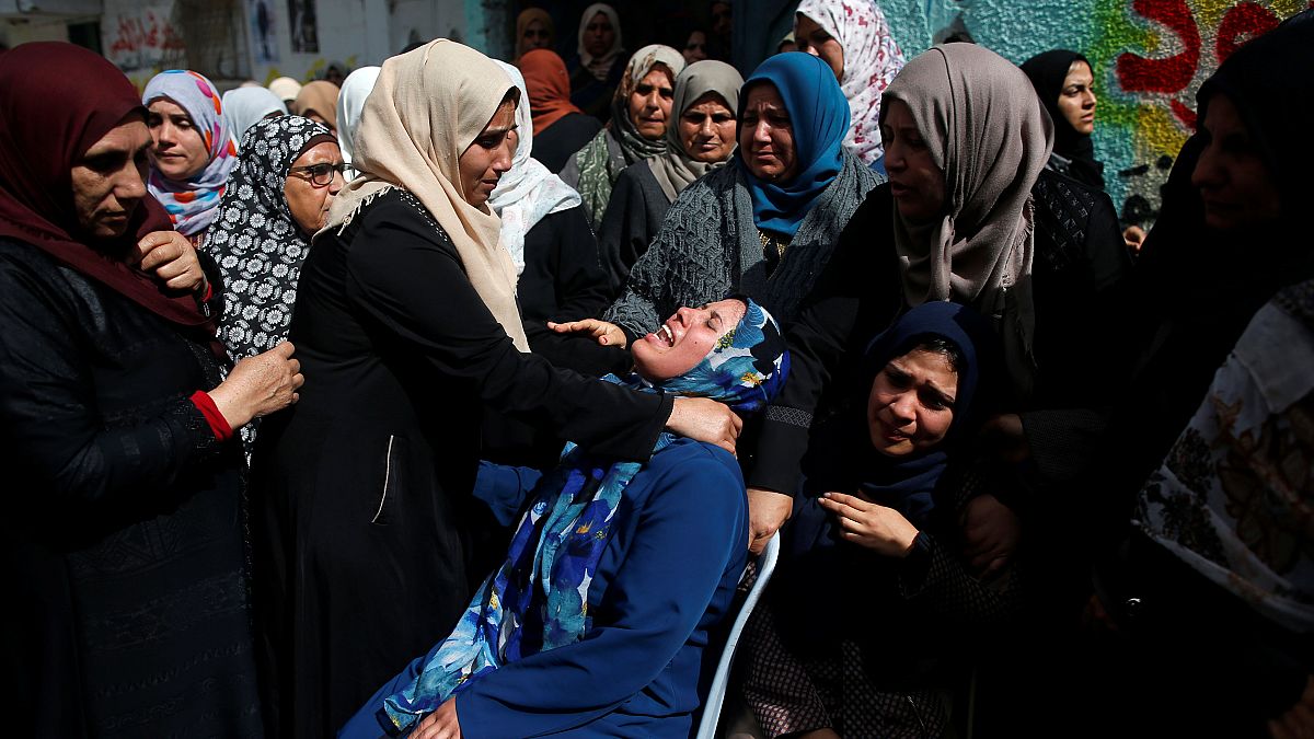 Hunderte trauern im Gazastreifen um die Toten