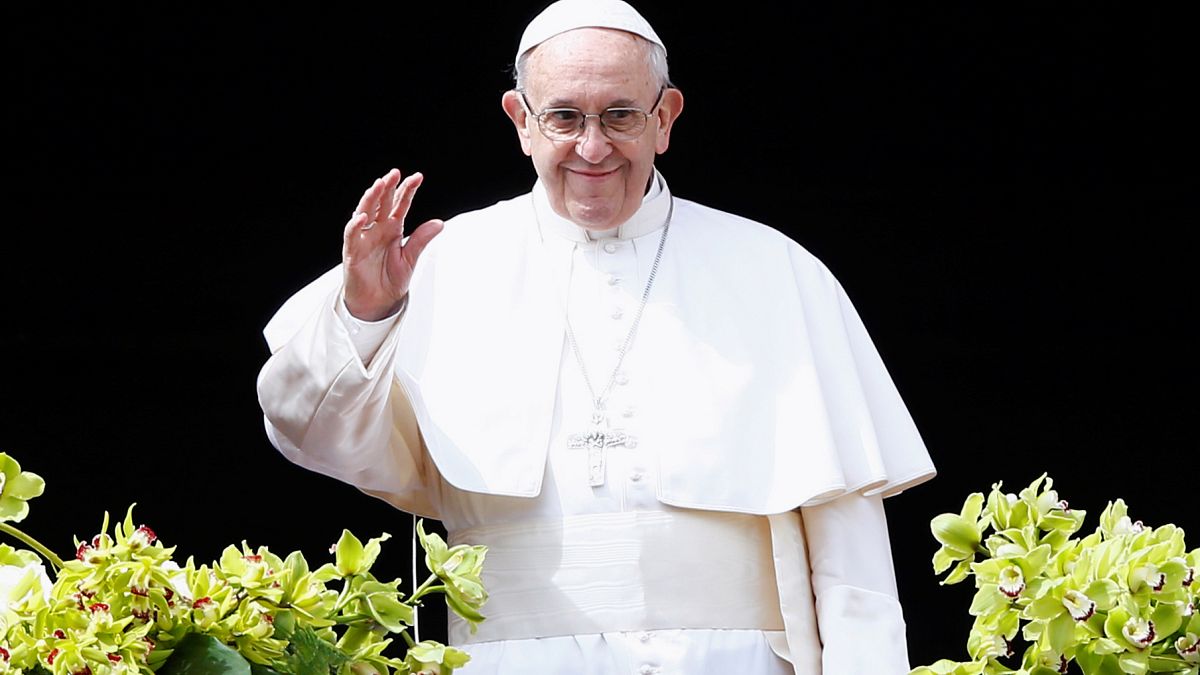 البابا:"المسالمون" قتلوا في الأرض المقدسة