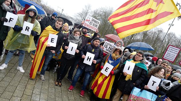 Germania, Dehm: "Puigdemont ha paura di essere torturato e abusato in Spagna" Germania, Dehm: "Puigdemont ha paura di essere torturato e abusato in Spagna"