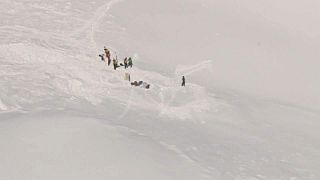 Mueren tres españoles tras una avalancha de nieve en Suiza