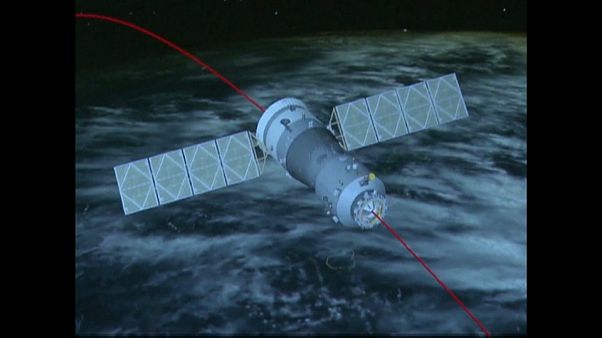 Tiangong 1 Uzay İstasyonu Pasifik Okyanusu'na düştü Tiangong 1 Uzay İstasyonu Pasifik Okyanusu'na düştü