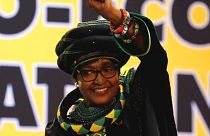 Meghalt az apartheid ellenes mozgalom anyja