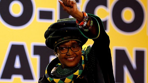 Nelson Mandela'nın eski eşi Winnie Mandela hayatını kaybetti Nelson Mandela'nın eski eşi Winnie Mandela hayatını kaybetti