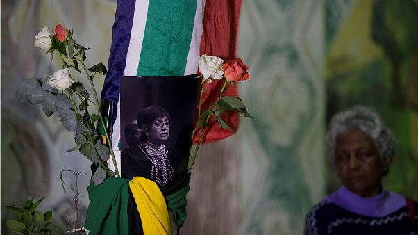 Winnie Mandelát gyászolja Dél-Afrika Winnie Mandelát gyászolja Dél-Afrika