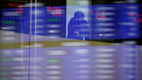 Dazi, giù anche la borsa di Tokyo Dazi, giù anche la borsa di Tokyo