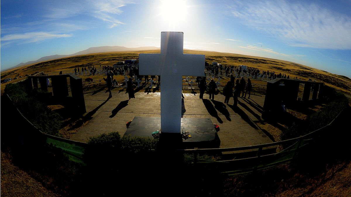 A falklandi háborúra emlékeztek Argentínában