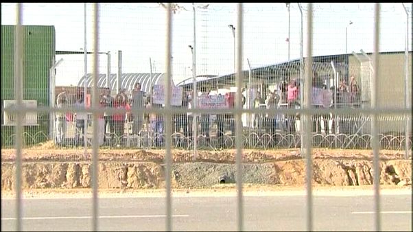 Netanjahu kündigt Flüchtlingsabkommen Netanjahu kündigt Flüchtlingsabkommen