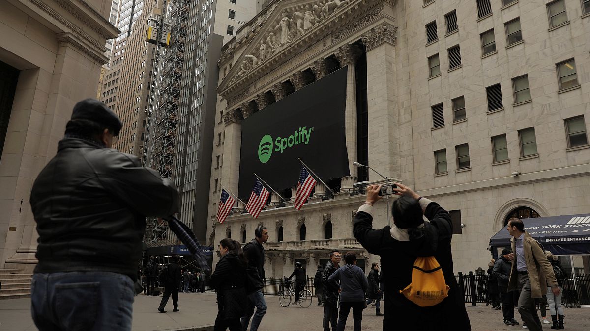 Ασυνήθιστη είσοδο κάνει η Spotify στη Wall Street
