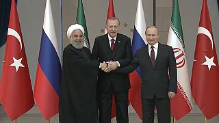 Russia, Iran e Turchia concordano: "Accelerare sforzi per tregua in Siria"