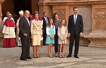 Una idílica foto de la familia real rota en pedazos