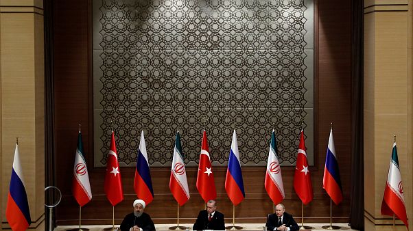 Συρία: Σταθερή εκεχειρία θέλουν Πούτιν, Ροχανί και Ερντογάν Συρία: Σταθερή εκεχειρία θέλουν Πούτιν, Ροχανί και Ερντογάν