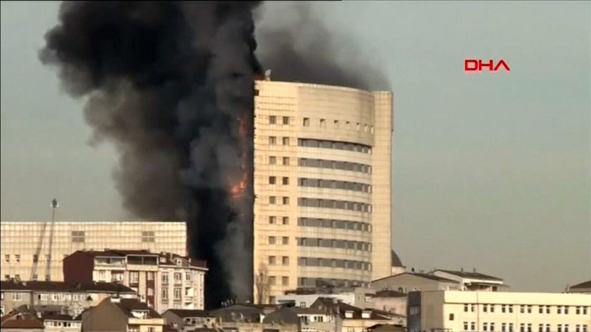 حريق في مستشفى غازي عثمان في إسطنبول