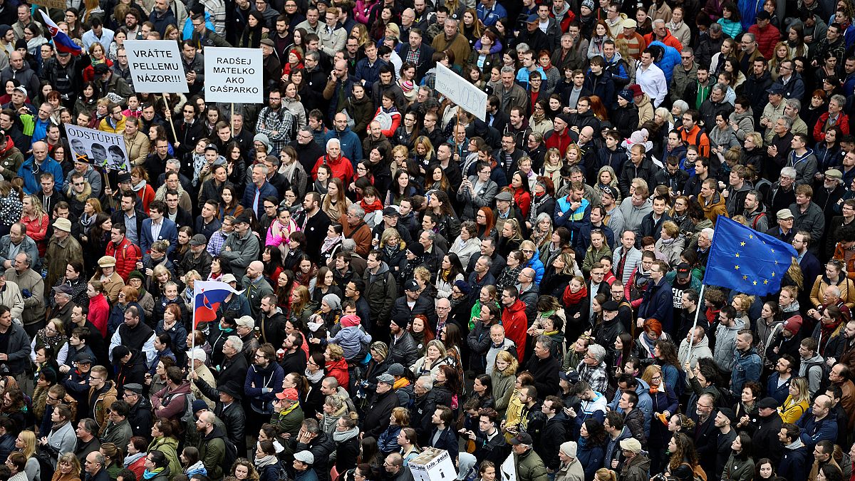 Slowakei: Zehntausende demonstrieren erneut gegen Regierung