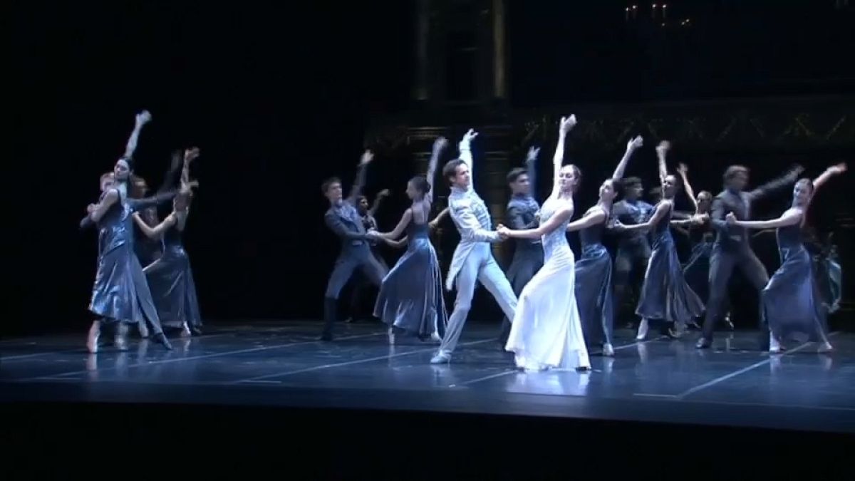 Eifman balesi New York'ta 'Anna Karenina'yı sahneliyor'
