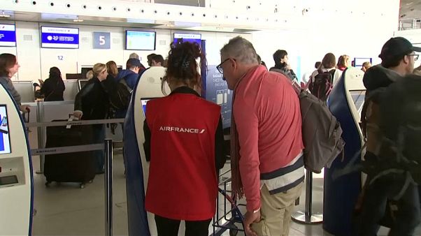 Numerosas perturbaciones para los pasajeros en Francia Numerosas perturbaciones para los pasajeros en Francia