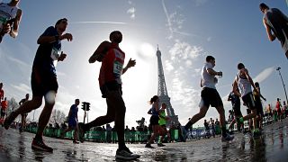 Lonyangata rempile au marathon de Paris