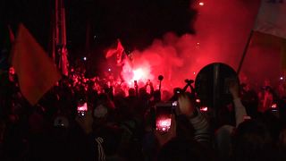 Violentas manifestações depois da prisão de Lula da Silva