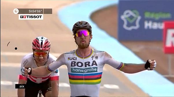 Ciclismo: Parigi-Roubaix, vince Sagan Ciclismo: Parigi-Roubaix, vince Sagan