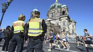 Six arrests in Berlin after foiling an alleged knife attack at half marathon
