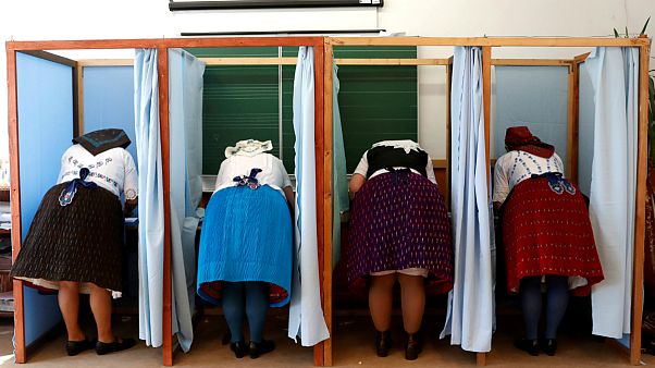 Hungria foi às urnas e reforçou governo eurocético Hungria foi às urnas e reforçou governo eurocético
