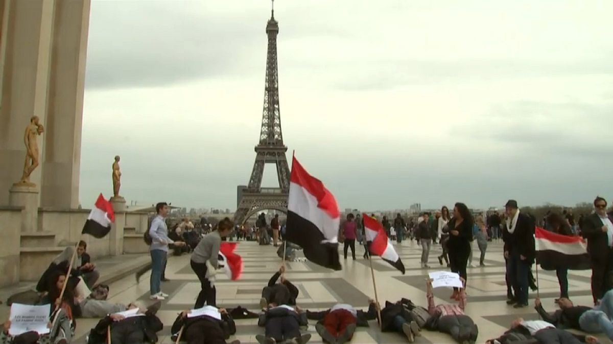 Yemen, proteste a Parigi per l'arrivo di Mohammed Bin Salman 