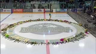 Kanadai buszbaleset: Az áldozatokra emlékeztek