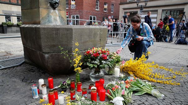 Amokfahrt in Münster: Ermittler finden offenbar Brief des 48-jährigen Fahrers Amokfahrt in Münster: Ermittler finden offenbar Brief des 48-jährigen Fahrers