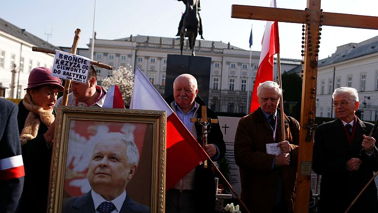 How Did Poland s President Die It Depends Which Official Version You Believe Euronews