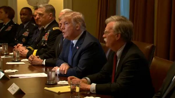 Trump erőteljes választ ígér a szíriai támadásra Trump erőteljes választ ígér a szíriai támadásra