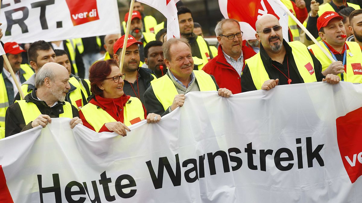 Deutschland: Bundesweite Warnstreiks im öffentlichen Dienst